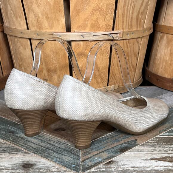 Aerosoles Wise Guy Beige Nude Woven Textile Pumps Heels NWOT Womens Size 10 - Picture 5 of 11